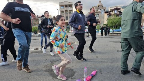 تصاویر/همایش پیاده روی دهه کرامت در شهرستان ماکو