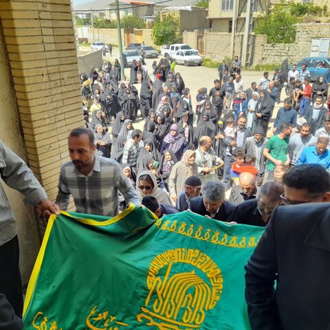 تصاویر استقبال اهالی روستاهای الیگودرز از پرچم حرم امام رضا(ع)