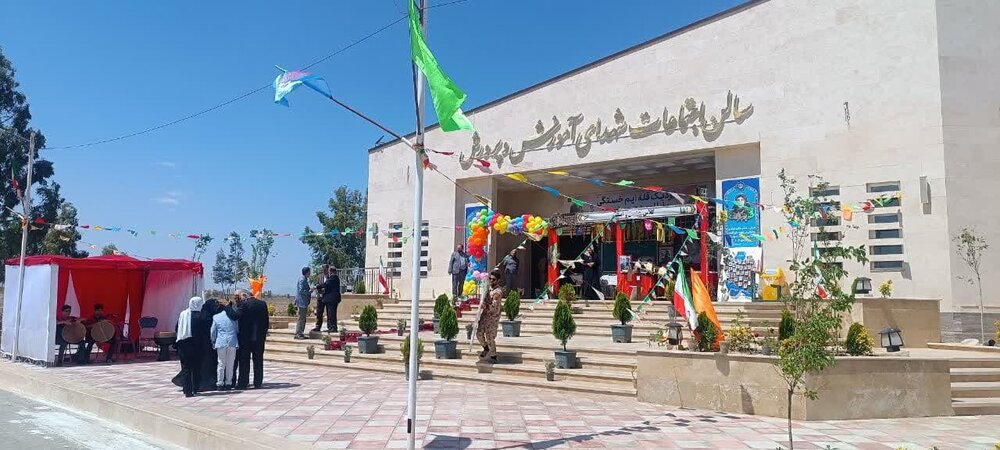 بیست و ششمین جشنواره خیرین مدرسه ساز استان قم برگزار شد