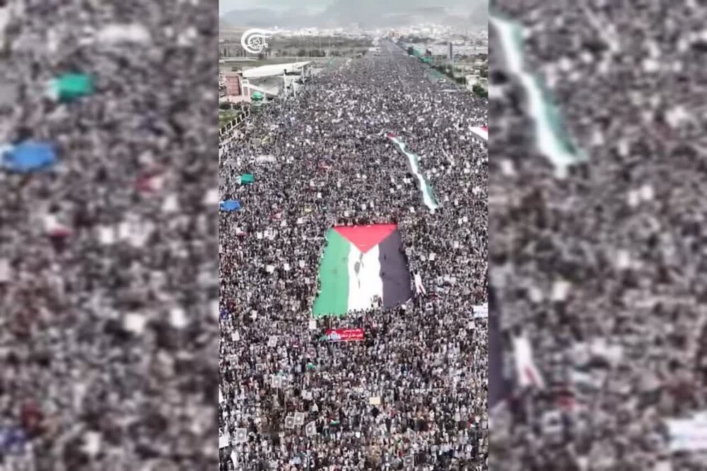 بالفيديو/ تظاهرات مليونية في العاصمة اليمنية صنعاء، وعدد من المحافظات، نصرةً لغزة والشعب الفلسطيني
