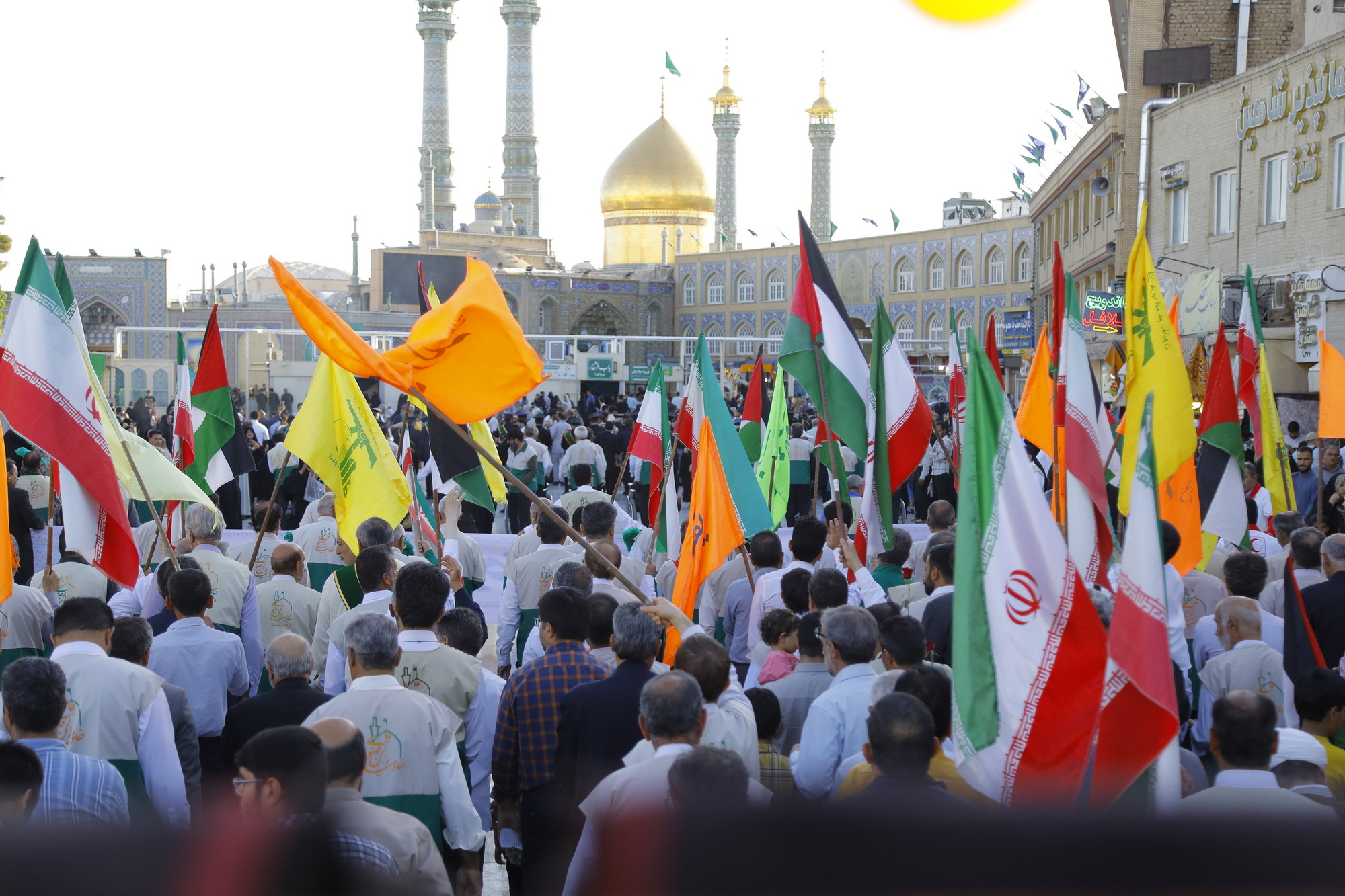 تصاویر / اجتماع خادمیاران رضوی قم به مناسبت میلاد امام رضا (ع)