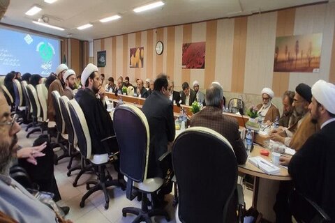 برگزاری «جلسه هم ‌اندیشی» اساتید «حوزه و دانشگاه» در کرمانشاه