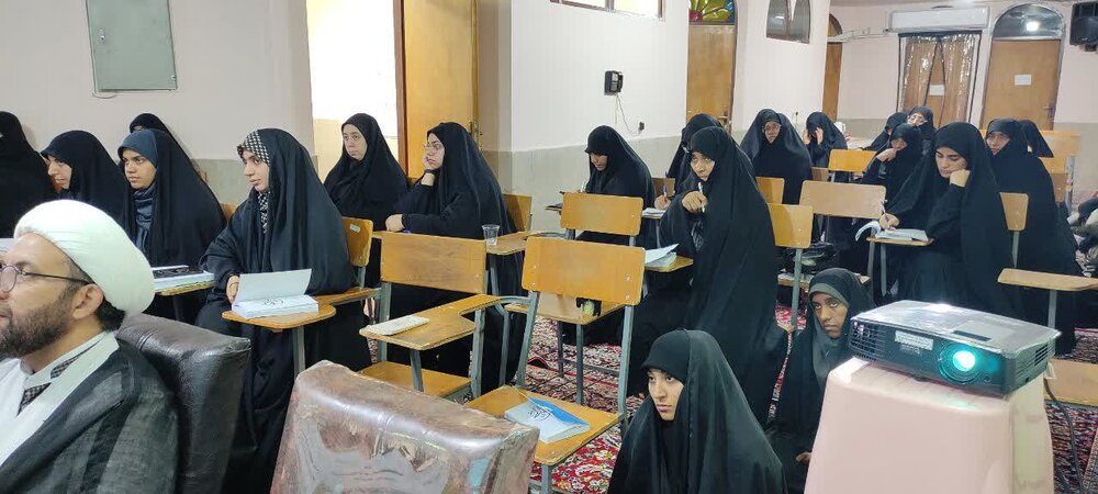 اولین دوره تخصصی پاسخ به شبهات در هرمزگان برگزار شد+ تصاویر