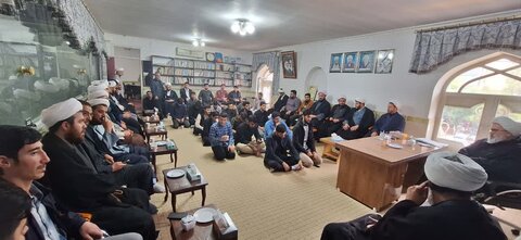 تصاویر/ مراسم یاد و خاطره رئیس جمهور شهید و هیأت همراه در دفتر امام جمعه میاندوآب