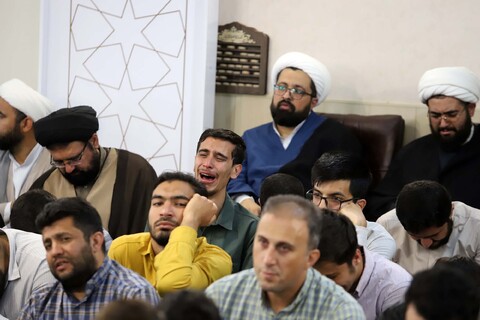 حضور روحانیون عزادار در دفتر امام جمعه همدان