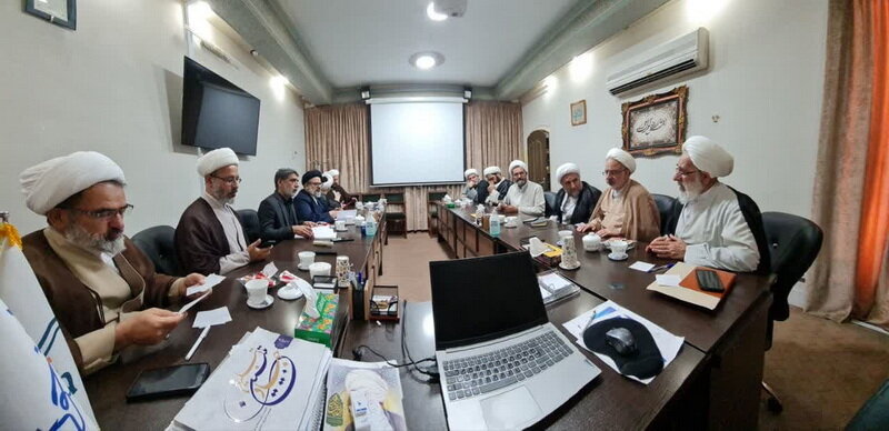 بررسی حادثه بسیار تلخ شهادت رئیس جمهور و هیأت همراه در قرارگاه کنشگری