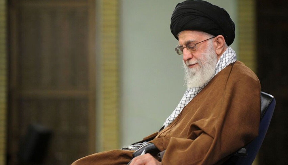 قائد الثورة الاسلامية يهنئ بمناسبة ذكرى ميلاد السيد المسيح (ع) قائد الثورة الاسلامية يهنئ بمناسبة ذكرى ميلاد السيد المسيح (ع)