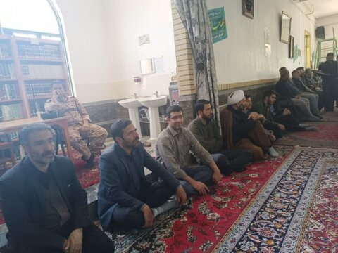 تصاویر/ حضور حوزویان مدرسه علمیه امام صادق (ع) بیجار در مراسم یادبود شهید حجت الاسلام و المسلمین رئیسی