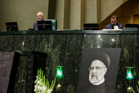 تصاویر/ مجلس در سوگ رئیس جمهور شهید