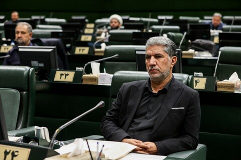 تصاویر/ مجلس در سوگ رئیس جمهور شهید