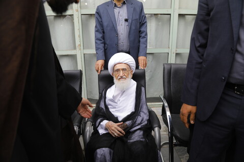 مشاهد من تشييع الشهيد رئيسي ومرافقيه في مدينة قم