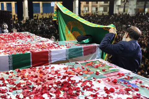 تصاویر/  مراسم وداع با پیکر رئیس جمهور شهید و همراهان در مصلی تهران