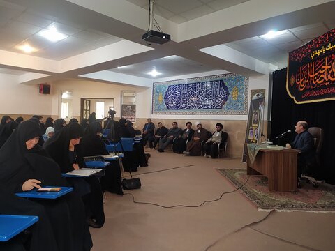 تصاویر/ مراسم گرامیداشت شهدای خدمت در مدرسه علمیه الزهرا (س) ارومیه