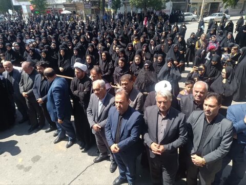 تصاویر/ اجتماع بزرگ مردمی در سلماس به مناسبت گرامیداشت شهید جمهور و شهدای خدمت
