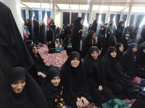 تصاویر/حضور طلاب مدرسه علمیه حضرت زهرا (س)سنجان در حماسه سوم خرداد در اراک