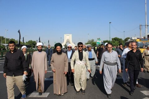تصاویر/حضور علما و روحانیون اهل سنت کردستان در مراسم تشیع شهید حجت الاسلام والمسلمین رئیسی