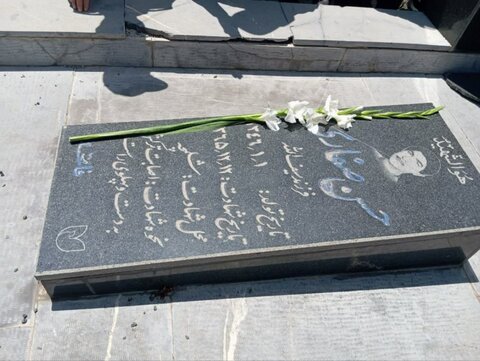 تصاویر/برگزاری مراسم سالروز آزادی خرمشهر در مزار شهدای شهر «دزج»