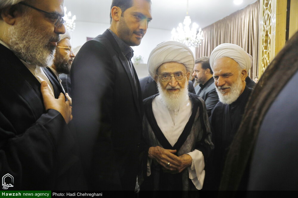 بزرگداشت شهید جمهور و شهدای خدمت در حرم مطهر بانوی کرامت / حضور دو مرجع تقلید در مراسم