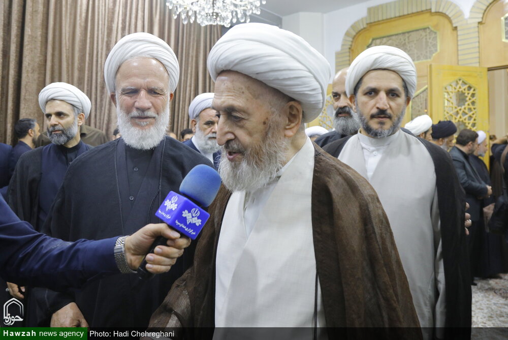 بزرگداشت شهید جمهور و شهدای خدمت در حرم مطهر بانوی کرامت / حضور دو مرجع تقلید در مراسم