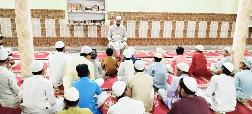 حوزہ علمیہ جامعۃ العباس الہ آباد میں شہدائے خدمت کی یاد میں مجلسِ ترحیم اور قرآن خوانی 
