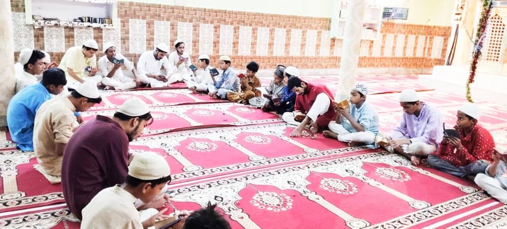 حوزہ علمیہ جامعۃ العباس الہ آباد میں شہدائے خدمت کی یاد میں مجلسِ ترحیم اور قرآن خوانی