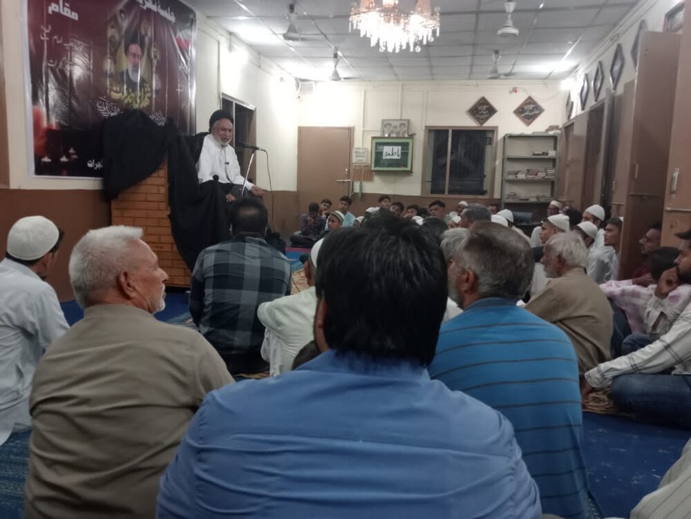 شہدائے خدمت کی یاد میں حوزۂ علمیہ امام خمینیؒ گجرات میں تعزیتی ریفرنس اور مجلس عزاء