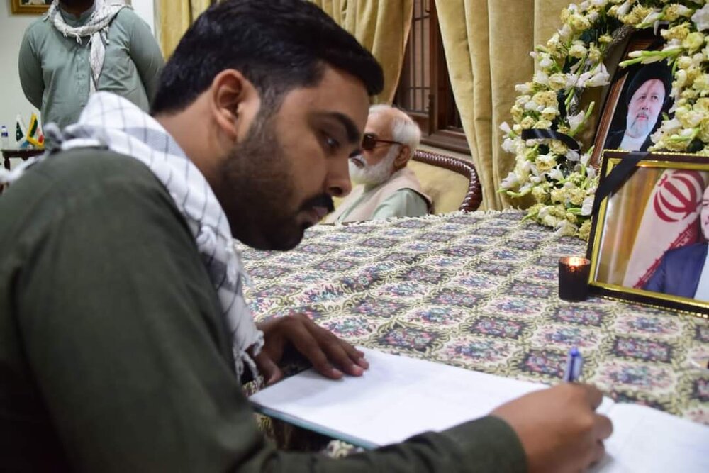 آئی ایس او کے وفد کا ایرانی قونصل خانے کا دورہ؛ اظہارِ تعزیت+تصویری رپورٹ