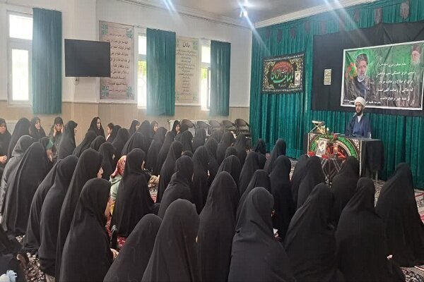 ذرهای غرور در رفتار شهید رئیسی احساس نمیشد