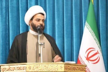 وجود ولایت فقیه در این برهه حساس برای کشور یک نعمت الهی است