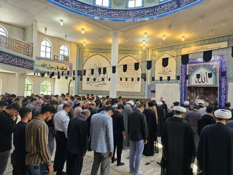 تصاویر/ سخنرانی نماینده ولی فقیه در استان کردستان در مسجد جامع شهرستان کامیاران