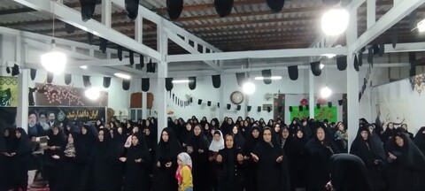 تصاویر/ مراسم بزرگداشت شهدای خدمت در حوزه علمیه خواهران شهرستان مرند