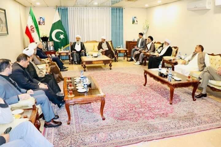 جامعۃ الکوثر کے اعلیٰ سطحی وفد کی ایرانی سفارت خانہ آمد؛ اظہارِ تعزیت