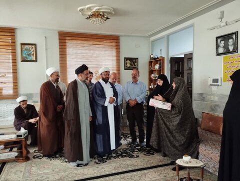 تصاویر/دیدار از خانواده شهید روحانی سید حسین موسوی در محلات