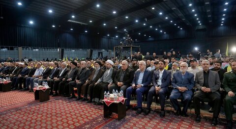 الاحتفال التكريمي الذي أقامه حزب الله للشهداء الأبرار الرئيس الإيراني ورفاقه