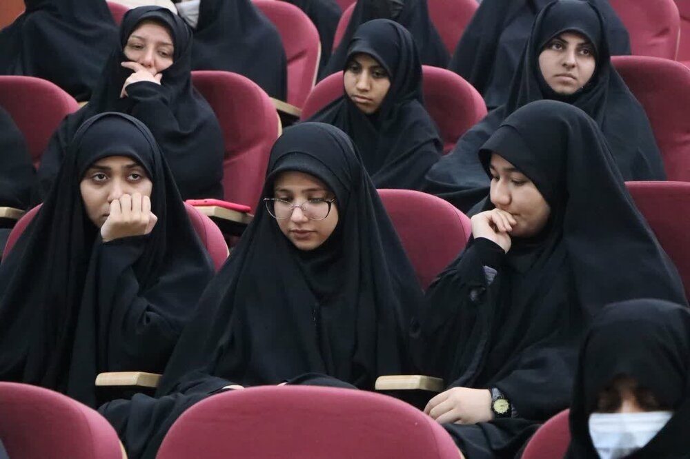 شهید رئیسی وعدههای صادق مدیریتی را محقق کرد+ عکس