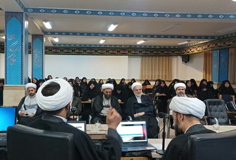 تصاویر/سومین دوره آموزش و توانمندسازی مبلغات مدارس علمیه خواهران استان کردستان