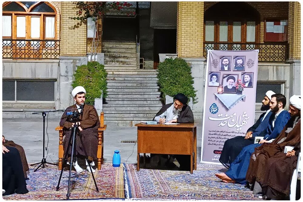 کارگاه مهارت افزایی تبلیغ و تمرین منبر در مدرسه علمیه امام خمینی گرگان