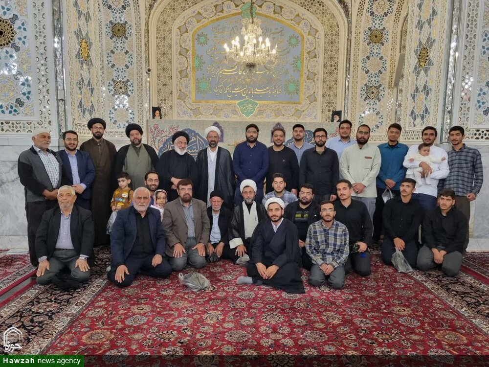تصاویر/ اردوی زیارتی طلاب مدرسه علمیه شفیعیه در مشهد مقدس