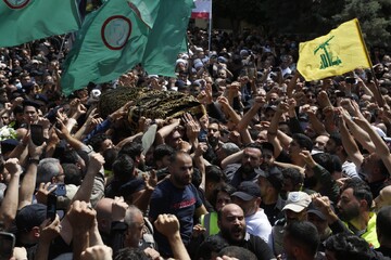 مراسم تشییع مادر سید حسن نصر الله در جنوب لبنان برگزار شد + تصاویر