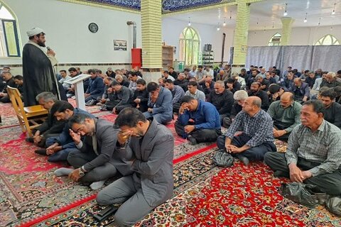 « محفل اُنس با قرآن » یاد بود « شهدای خدمت » در بخش کوزران شهرستان کرمانشاه