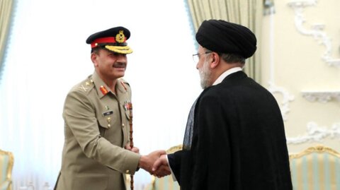 پاکستانی آرمی چیف جنرل کا ایرانی افواج کے چیف آف جنرل اسٹاف سے ٹیلی فون پر رابطہ