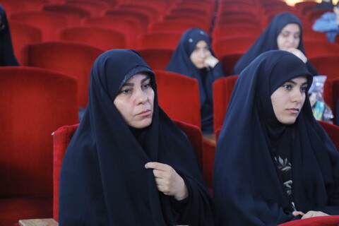 تصاویر / محفل شعر شهید جمهور به مناسبت هفتمین روز شهدای خدمت