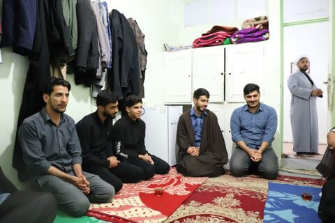 نشست صمیمی مدیر حوزه علمیه کردستان با طلاب مدرسه علمیه امام صادق (ع) بیجار