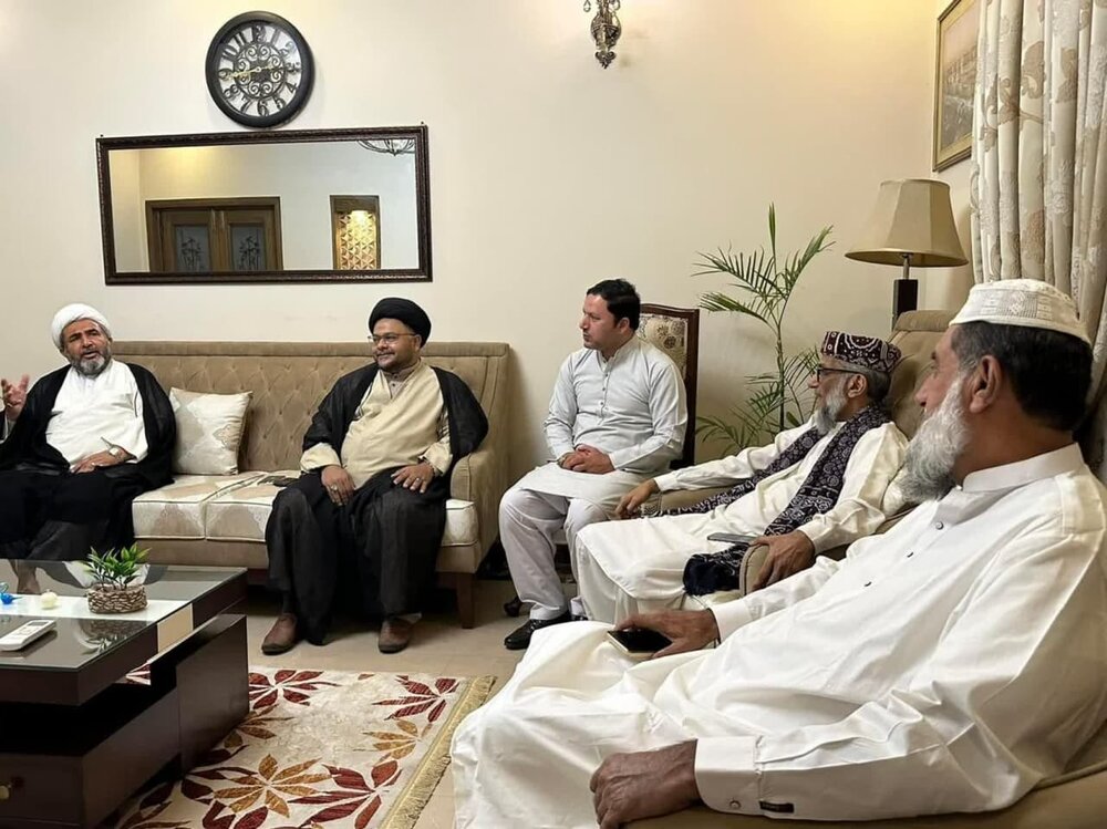 علامہ عارف واحدی سے ملی یکجہتی کونسل کے سربراہ اور جمعیت علماء پاکستان کے مرکزی صدر کی ملاقات / سیاسی و معاشی حالات پر گفتگو