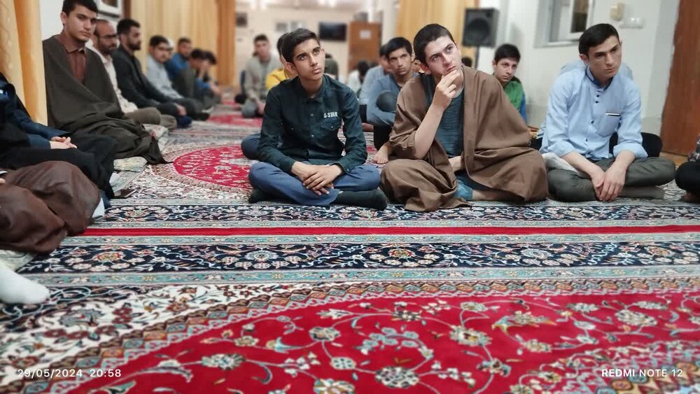 تصاویر/ درس اخلاق در مدرسه علمیه امام محمد باقر (ع)پارس آباد