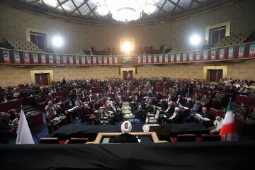 تصاویر/ مجلس ترحیم شهدای سانحه بالگرد ریاست جمهوری در مجمع تشخیص مصلحت نظام