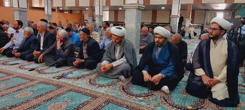 تصاویر/ اقامه نماز جمعه شهر کشاورز