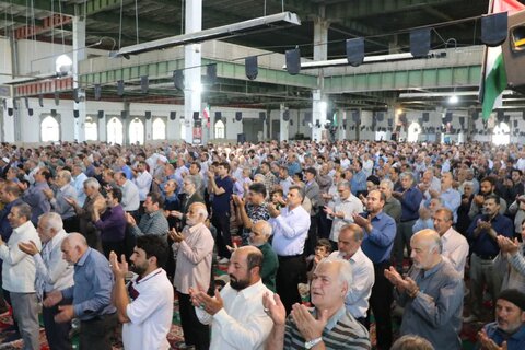 تصاویر اقامه نماز عبادی سیاسی جمعه در بروجرد