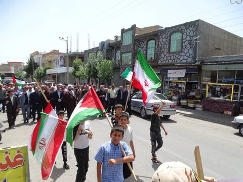 تصاویر/ فریاد انزجار مردم شهرستان چهاربرج علیه جنایت رژیم صهیونیست ها در رفح بعد از نماز جمعه