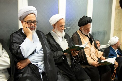 إقامة حفل تأبيني في مكتب آية الله العظمى نوري الهمداني للرئيس رئيسي ومرافقيه